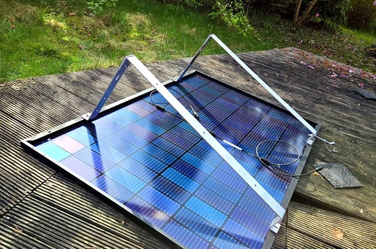 Kleines Kraftwerk Duo Test Solarmodul Halterung