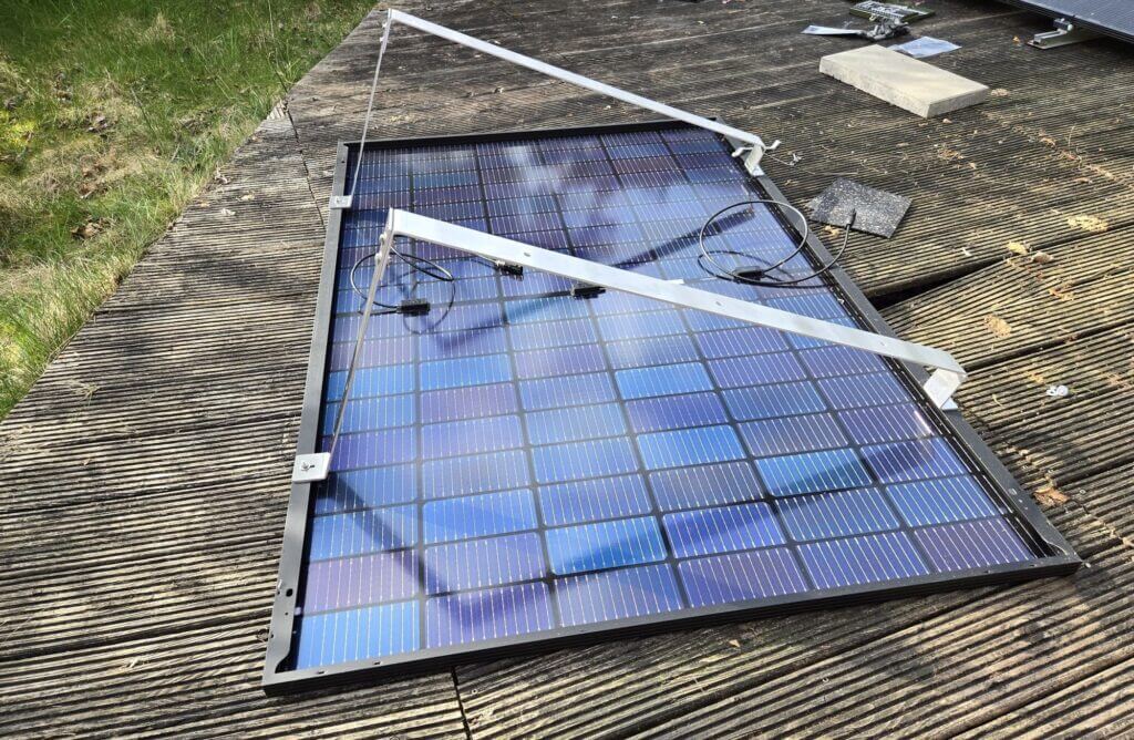 Kleines Kraftwerk Test Solarmodul vom Balkonkraftwerk