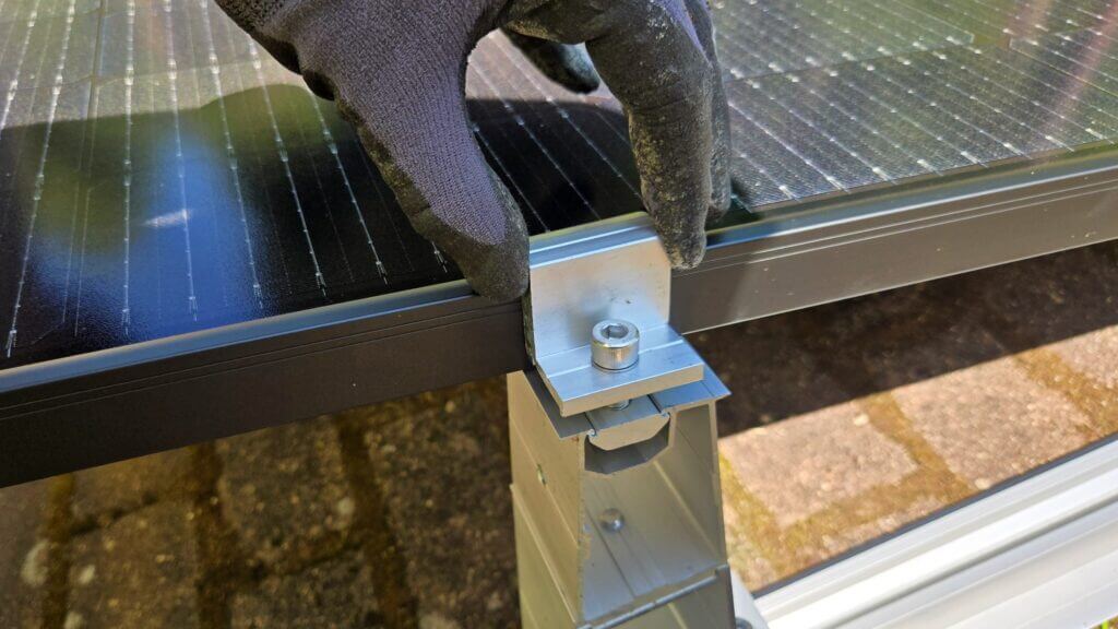 EcoFlow Stream Test Halterung anbringen
