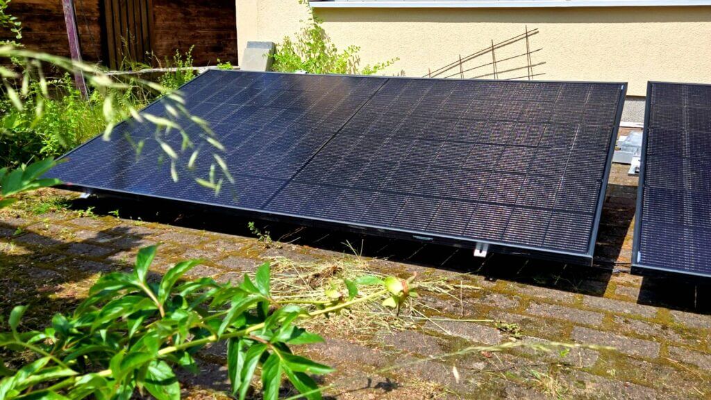 Balkonkraftwerk auf Terrasse braucht keine Solarförderung