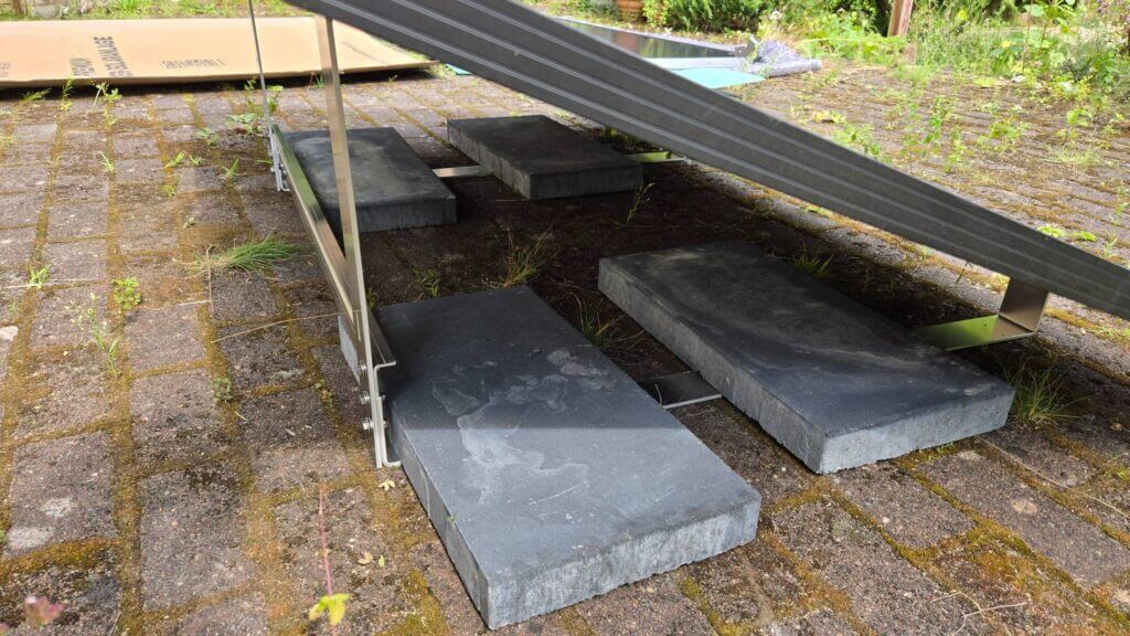 Balkonkraftwerk vs. PV-Anlage Aufständerung Terrasse