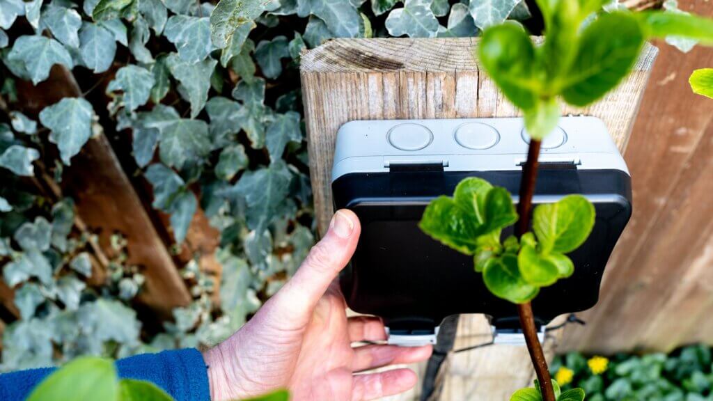 Balkonkraftkwerk ohne Außensteckdose Garten