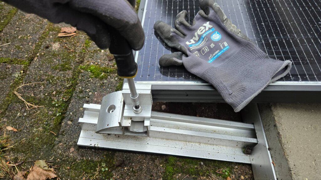 Svea Solar Balkonkraftwerk Test Montage