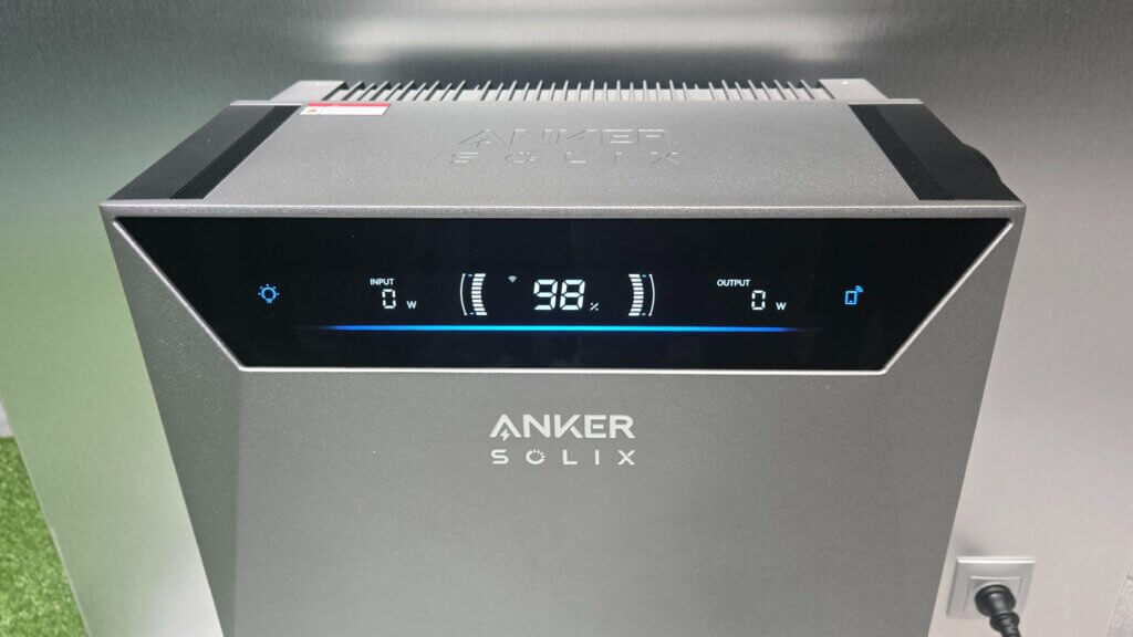 Anker Solix Solarbank 4 Pro Display